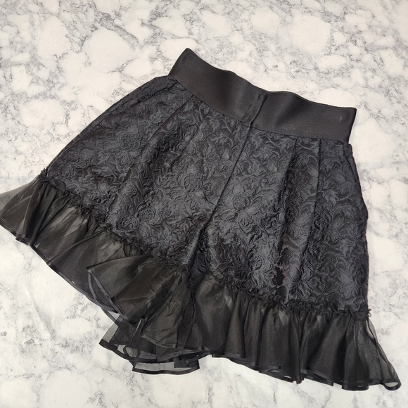 Dolce & Gabbana Black Jacquard Ruffled Bolero Jacket & Ruffle Shorts Set - Picture 9 of 15